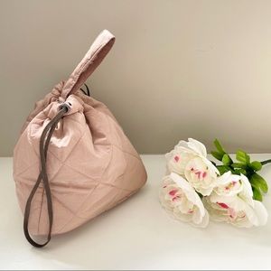 🇯🇵 Triangle drawstring bag